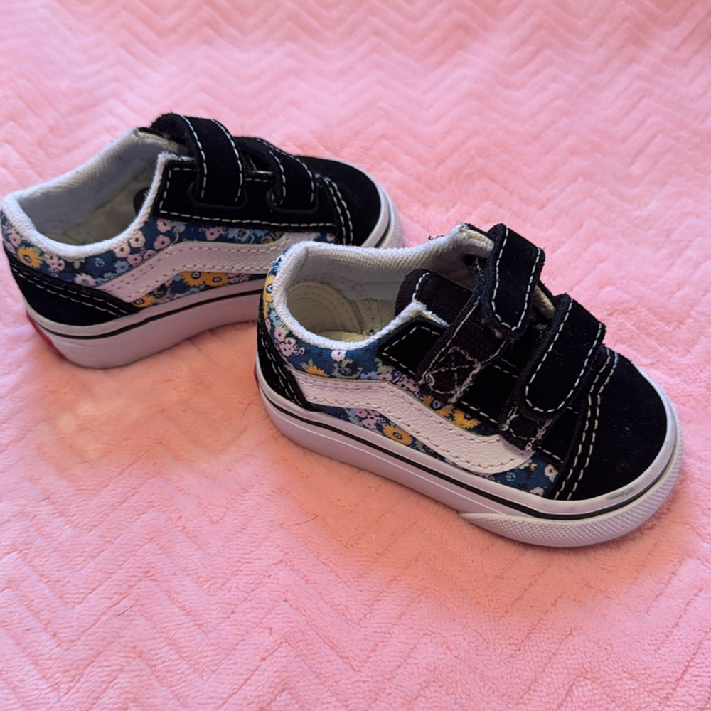 Baby toddler Vans size 2